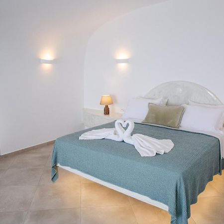 Sun Angelos Oia - Luxury Cave Suites Kültér fotó